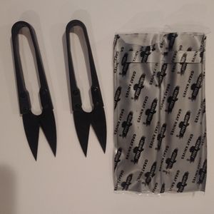 2 pcs Golden Eagle Thread Clippers